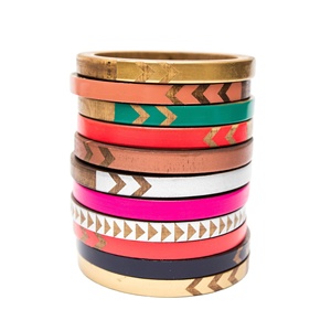 Meilleur ensemble de bracelets ANEES HANDICRAFTS tendance vintage en résine, motif amoureux, multicolore, fantaisie, ethnique, élégant, unisexe - Product Image 1