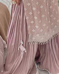 Belle fausse georgette avec une séquence de broderie lourde fonctionne avec un haut à manches longues Palazzo Dupatta Set robe traditionnelle - Product Image 3