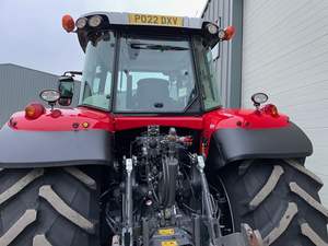 Tractor Massey Ferguuson compacto de nuevo diseño para agricultura Tractor agrícola de 30HP a 150HP adecuado para agricultura global - Product Image 3