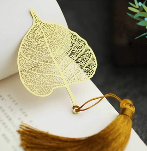 Marque-page en métal durable en forme de feuille et finition dorée Professionnels et étudiants occupés Bibliothèque universitaire - Product Image 6