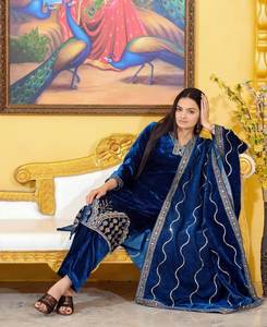 Dernière robe pakistanaise décontractée de qualité standard traditionnelle moderne Salwar Kameez pour les fêtes et les fêtes - Product Image 5