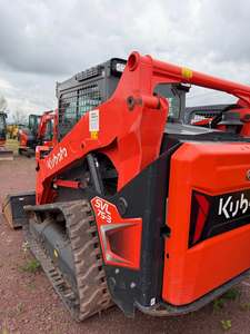 Good Workhorse Kubota SVL75-3 Compact Track Loader Built for Demanding Jobsites Hydraulic Skid Steer Crawler Equipment - Product Image 2