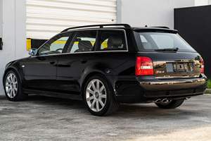 AUDI RS4 AVANT 2001 USADO, Volante a la Izquierda/Derecha - Product Image 3