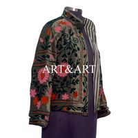 Veste artistique d'extérieur pour femme, faite à la main, en velours brodé Suzani, tissée, style bohème, en coton matelassé, écologique, séchage rapide, haute qualité