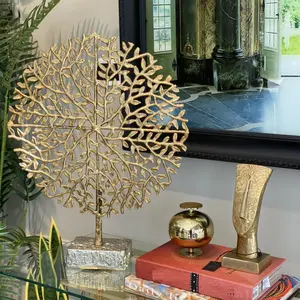 Sculpture d'arbre en métal de conception ultime Sculpture d'arbre antique de finition en or de haute qualité avec base en métal pour la décoration de table
