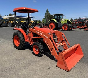 Tracteur L3901HST 2021 - Tracteur utilitaire compact et durable avec transmission hydrostatique - Product Image 1