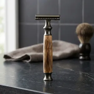 Rasoir de sécurité à double tranchant Morgans Industries, manche en bois, lame en acier inoxydable, outil de rasage pour homme, visage et extérieur - Product Image 1