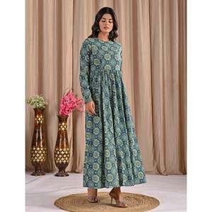 ชุดเดรสอานาร์กาลีผ้าจอร์เจตต์สีเขียวทะเลพิมพ์ลายด้วยมือแบบอินเดีย ตัดเย็บแบบสัลวาร์ คามีซ  ลายวาดด้วยมือ - Product Image 6