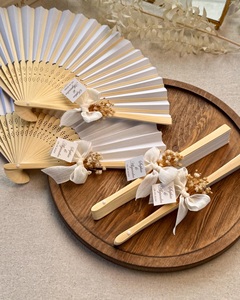 Abanico de Mano de Papel de Bambú Personalizado para Regalo de Boda, Abanico Plegable Personalizado Ecológico - Product Image 1