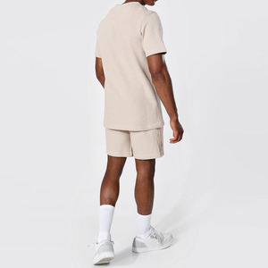 Meilleure vente ensemble t-shirt et short pour hommes/prix de gros d'usine ensemble t-shirt et short pour hommes avec impression de logo personnalisé - Product Image 2