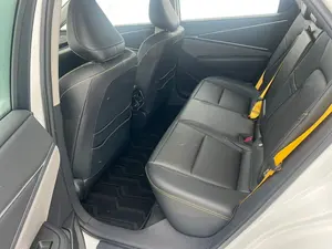 2025 B X 5 V 5 0 SUV AWD R18 Neumáticos Batería de Litio Asientos de Cuero Cámara Trasera Techo Solar Panorámico Luces LED Batería de 110 kWh - Product Image 2