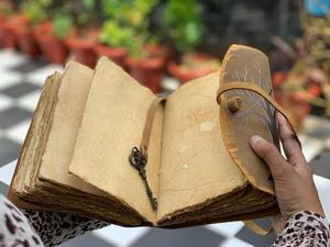 Diario de cuero antiguo Vintage hecho a mano, hilo de costura, borde de cubierta, encuadernación en espiral, cubierta suave, diseño de vida de árbol - Product Image 3