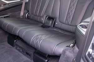 Offre exceptionnelle : BMW X7 M50i AWD 2020 d'occasion, prête à être expédiée - Product Image 4