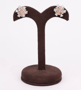 Pendientes llamativos de diseñador glamoroso, pendientes de piedra de colores chapados en plata, accesorio de fiesta de moda - Product Image 1