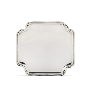 Assiettes de présentation rondes en acier inoxydable de qualité supérieure, argentées, avec un élégant bord torsadé perlé, pour événements - Product Image 3