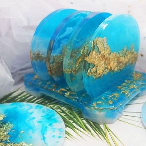 Dessous de verre colorés en résine avec des tapis époxy faits à la main à motif de vagues, idéaux pour la table à la maison et les cadeaux uniques. - Product Image 3