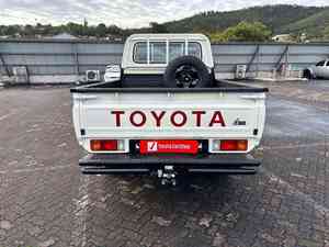 Toyota Land-Cruiser 79 SINGLE CABIN PICK UP TRUCK CAR d'occasion en excellent état - Product Image 6