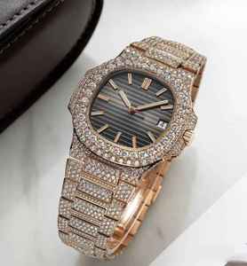 Montre en diamant de moissanite glacé, cadran brillant, bracelet durable en acier inoxydable, style hip-hop, montre parfaite pour une déclaration de mode - Product Image 1
