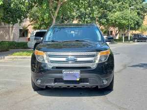 EXPLORER 2022 4.5L V6 d'occasion, berline automatique, cuir, toit ouvrant panoramique, caméra de recul 360°, en bon état - Product Image 2