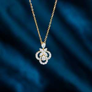 สร้อยคอเพชรคลัสเตอร์ดอกไม้สีทองปลูกในห้องปฏิบัติการ - Product Image 4