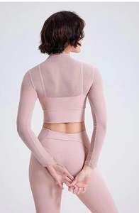 Ensemble de yoga élégant pour femmes nouveau style haut court et short en tissu côtelé vêtements d'entraînement sans couture respirants - Product Image 4