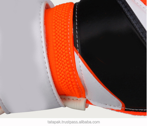 Guantes de portero de cuero de 3 tamaños de diseño superior, guantes de entrenamiento de fútbol deportivos para adolescentes de alta calidad para niños y adultos - Product Image 4