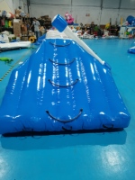 Prix d'usine pour des jeux aquatiques gonflables en bâche PVC / Trampoline gonflable à bungee / Trampoline aquatique gonflable à vendre