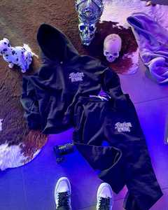 OEM personalizado para hombre Y2K Streetwear Stacked DoubleWaist Flare pantalones de chándal y strass Hoodie Set - Product Image 4