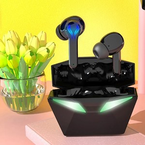 Auriculares para juegos Bluetooth TWS populares con molde personalizado con efecto de luz para uso móvil y PC - Product Image 2