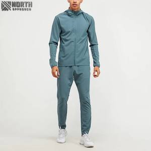 2025 personalizado su logotipo Slim Fit hombres chándales ropa deportiva de alta calidad polar gimnasio chándal para hombres algodón poliéster chándal - Product Image 1