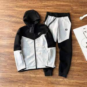 Ensemble de survêtement polaire à capuche pour homme, veste zippée et pantalon à taille élastique, avec logo personnalisé sur le devant, style streetwear et sportswear - Product Image 5