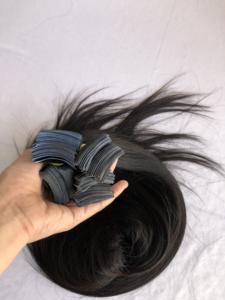 Meilleures ventes de ruban droit 1B de bonne qualité en gros extensions de cheveux alignées sur les cuticules d'un donneur humain de temple indien brut - Product Image 5