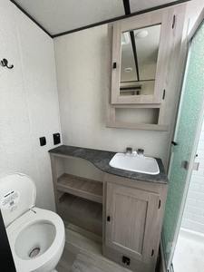 NOUVEAU RV C-O-A-C-H-M-E-N RV NORTHERN S-P-I-R-I-T ULTRA L-I-T-E 2252MD MODÈLE 2023 AVEC HAUTES PERFORMANCES DISPONIBLE À LA VENTE - Product Image 3