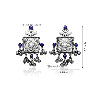 Boucles d'oreilles longues Jhumka tribales en argent oxydé, bijoux ethniques anciens faits à la main pour femmes, pour mariage et fête traditionnels - Product Image 4
