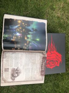 <span class=keywords><strong>Libro</strong></span> di Giochi di Ruolo con Copertina Rigida e Custodia, Rilegatura a Fogli Piegati, Carta Artistica, Stampa in Lamina Multicolore - Product Image 2