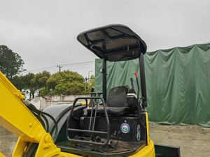 Offre Spéciale pelle sur chenilles d'occasion Komatsu PC40MR au Japon, avec pièces moteur noyau - Product Image 2