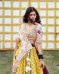 Heavy Festival Diseñador Muselina Algodón Impresión digital Trabajo de espejo real y trabajo de encaje a mano Lehenga Choli y trabajo de encaje Dupatta - Product Image 2