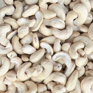 ซันติโก้เวียดนามขายส่งถั่วเม็ดมะม่วงหิมพานต์คั่ว WW180 WW240และ WW320 - Product Image 1