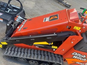 <span class=keywords><strong>Hyundai</strong></span> Huade Walk-Behind <span class=keywords><strong>Skid</strong></span> Stuurlader 800 Miniskid Crawler <span class=keywords><strong>Loader</strong></span>