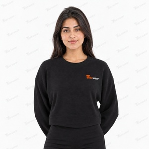 Sudadera Corta de Cuello Redondo Negra para Mujer Tiierwear, Logotipo Bordado, Tejido de Algodón, Ropa de Otoño - Product Image 3