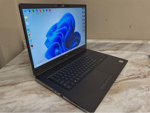 Station de travail mobile Dell Precision 7750 Core i7 10e génération remise à neuf pour l'ingénierie et les graphiques - Product Image 3