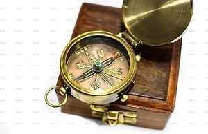 Brújula de latón con caja de madera marinero náutico marítimo personalizado Camping senderismo regalo cardán brújula por faizacraft - Product Image 3