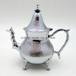 Théière en laiton de grande capacité avec couvercle décoratif et base robuste parfaite pour les réunions de famille ou les parties de thé - Product Image 5