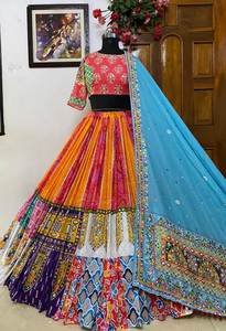 Ropa de Festival India Trabajo de espejo real con estampado Lehenga Choli con ropa de fiesta Dupatta Lehenga Choli Set Navratri Designer Set - Product Image 6
