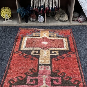Vintage Turkish Herki Small Rug 3.2x9.8 ft, <b>Red</b> Geometric Rug <b>Wool</b> - Product Image 4