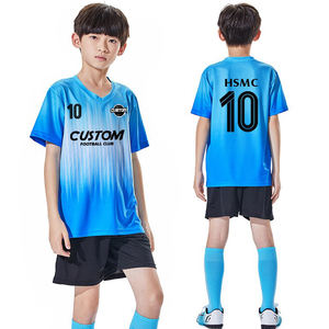 Obtenez votre maillot de football personnalisé pour l'été en polyester léger 100% pour les équipes de clubs et les fans à la recherche de confort et de style - Product Image 3