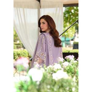 Ensemble élégant 3 pièces ELAF en mousseline brodée découpée au laser, respirant, avec chemisier, dupatta et pantalon pour femme - BIC-4780 pour le printemps/été - Product Image 5