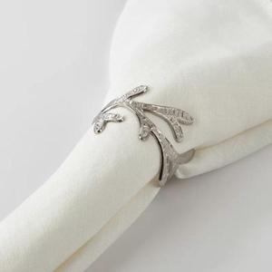 Porte-serviettes feuille de gingko en or de luxe serviette en métal réglable/anneaux de tissu pour les événements de mariage et les fêtes prix de gros - Product Image 2