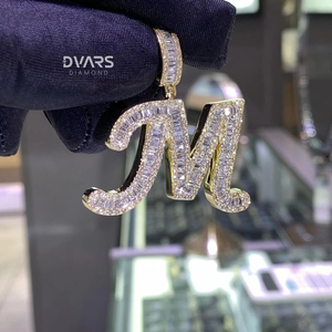 Colgante de Lujo con Inicial de Letra en Plata de Ley y Moissanita, Chapado en Oro de 18K, Estilo Hip Hop Brillante - Product Image 1