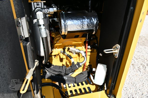รถขุดมือสอง Caterpillar 305.5E บุ้งกี๋ 0.2 ลบ.ม. น้ำหนักใช้งาน 5 ตัน พร้อมเครื่องยนต์และปั๊ม คุณภาพดี ขาย - Product Image 6